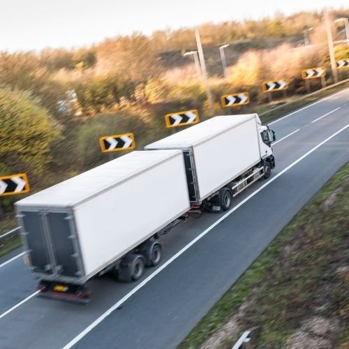 Transporte de Mercancas y Materiales fortalece la eficiencia en proyectos de construccin, El transporte especializado de mercancas y materiales se consolida como un factor clave para garantizar la continuidad, seguridad y cumplimiento de plazos en proyectos de ingeniera y construccin.